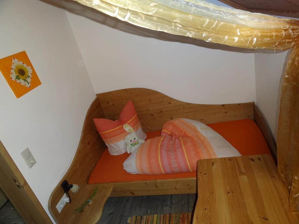 Bio-Bauernhof Haunschmid Villa Ardagger Markt Szoba fotó